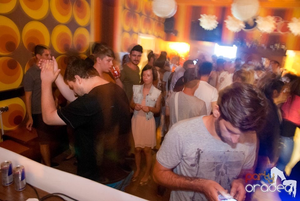 DJ Mihigh in the Mix @ Juice, Juice