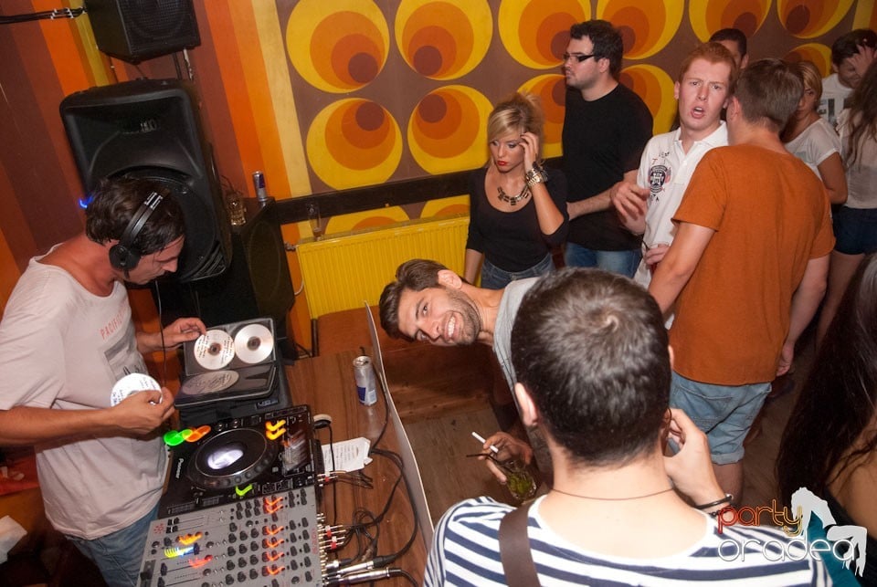 DJ Mihigh in the Mix @ Juice, Juice