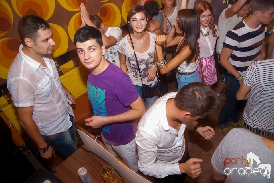 DJ Mihigh in the Mix @ Juice, Juice