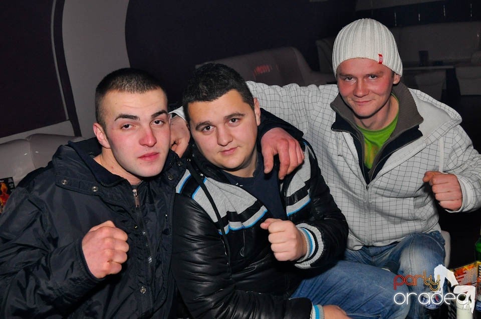 Finest House And Party Music în Club Atti's,