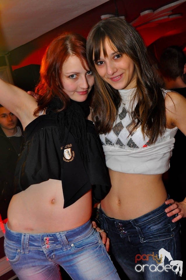 Finest House And Party Music în Club Atti's,
