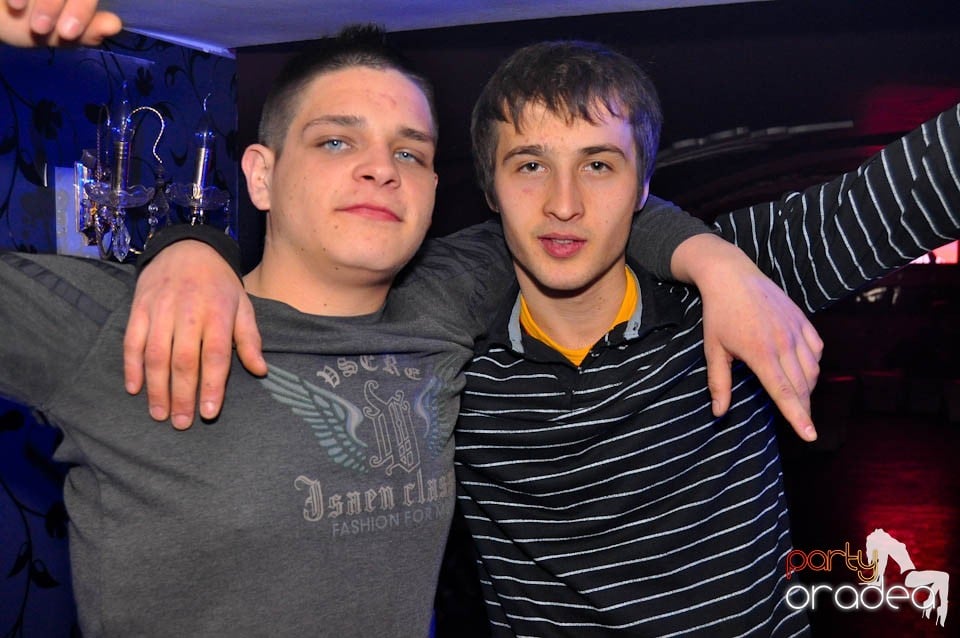 Finest House And Party Music în Club Atti's,