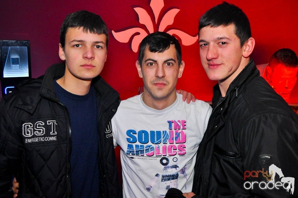 Finest House And Party Music în Club Atti's,