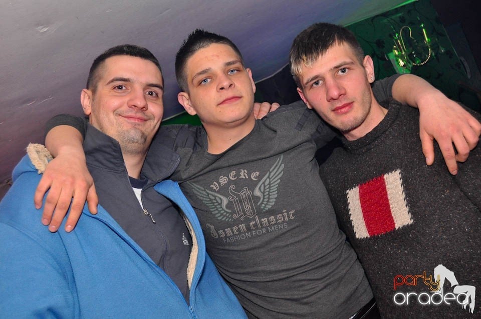 Finest House And Party Music în Club Atti's,