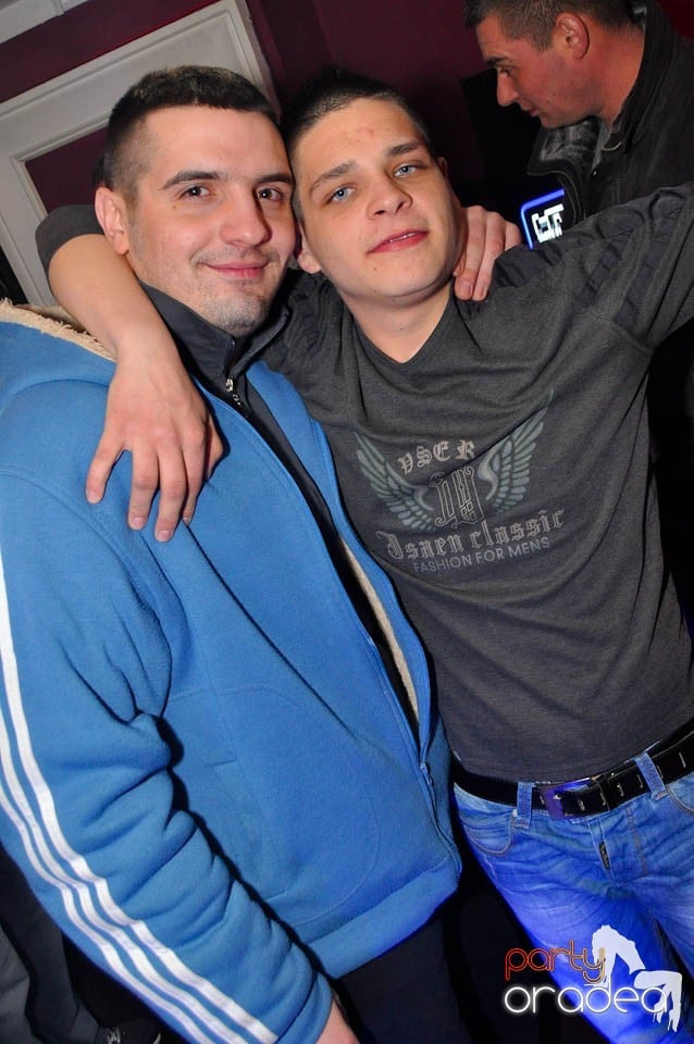 Finest House And Party Music în Club Atti's,