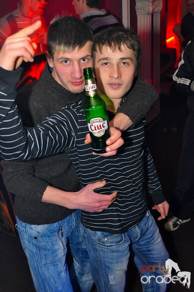 Finest House And Party Music în Club Atti's,