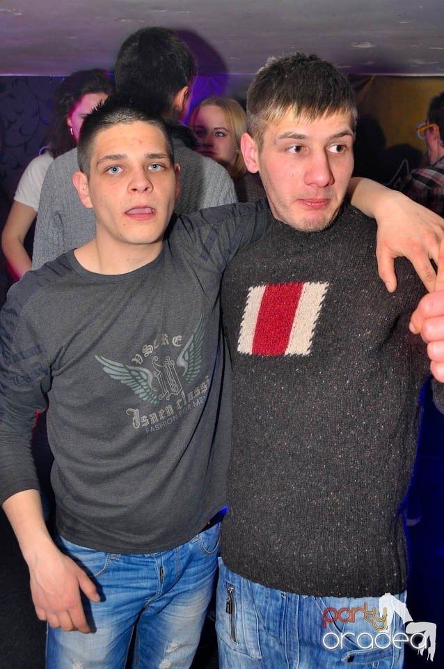 Finest House And Party Music în Club Atti's,