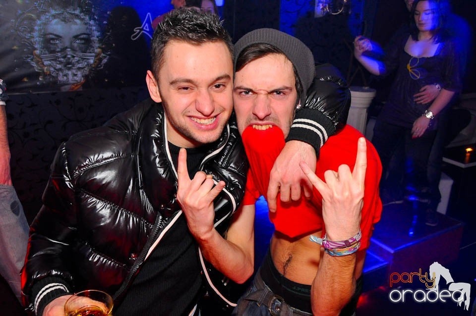 Finest House And Party Music în Club Atti's,