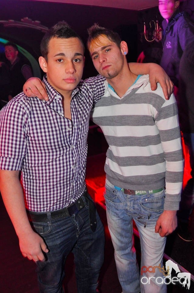 Finest House And Party Music în Club Atti's,