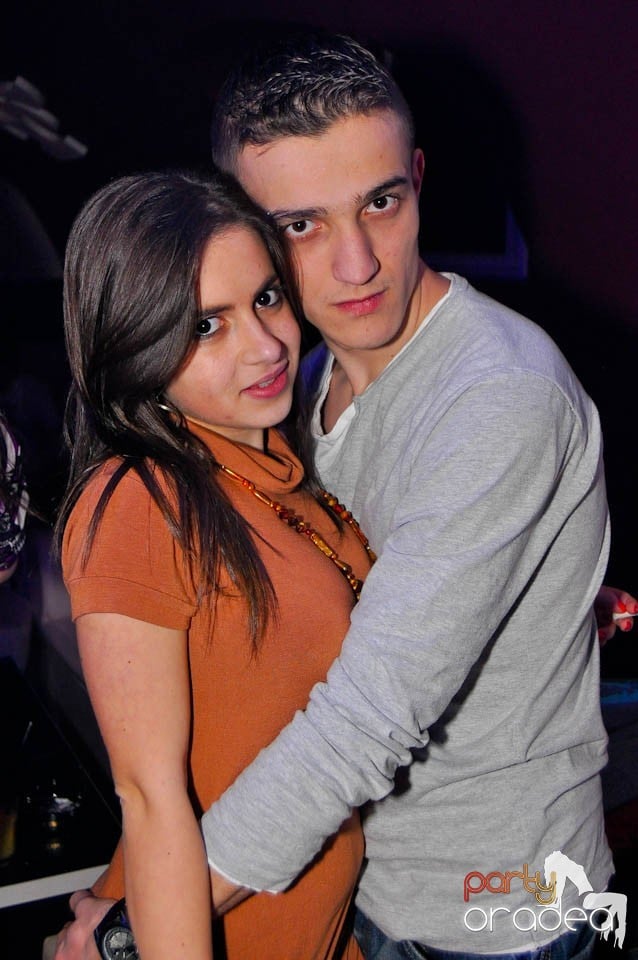 Finest House And Party Music în Club Atti's,