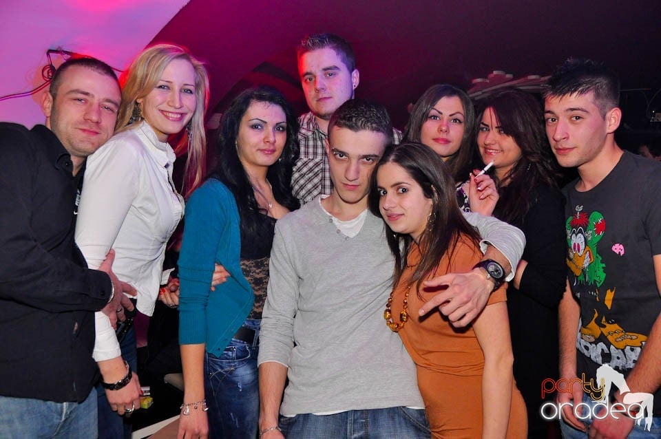 Finest House And Party Music în Club Atti's,