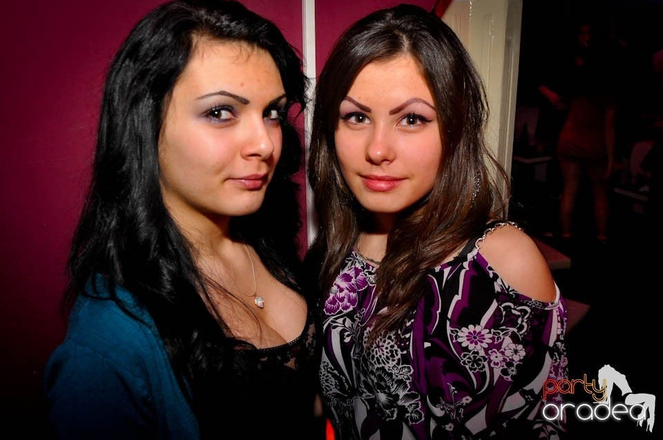 Finest House And Party Music în Club Atti's,