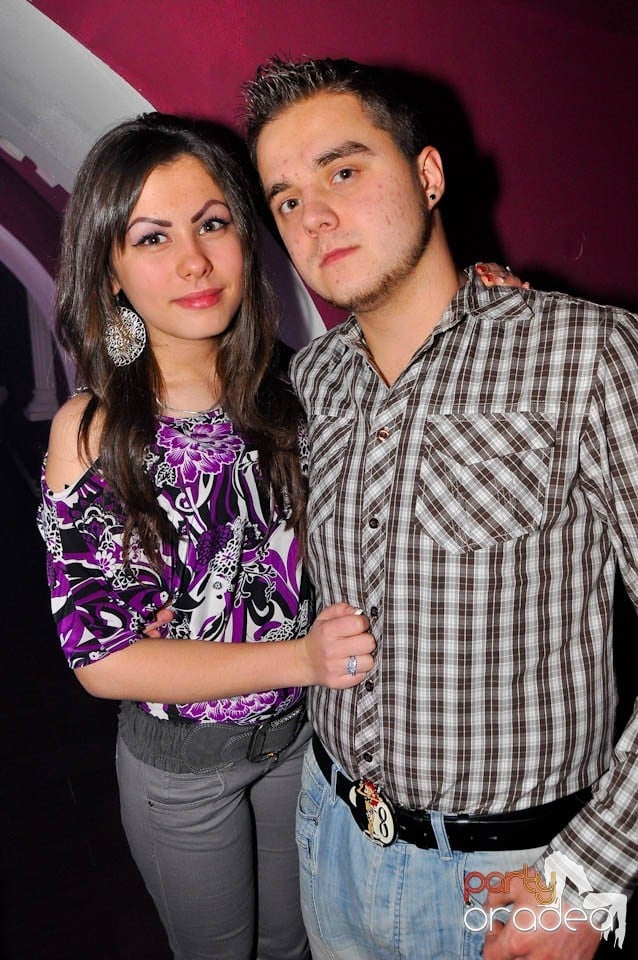 Finest House And Party Music în Club Atti's,