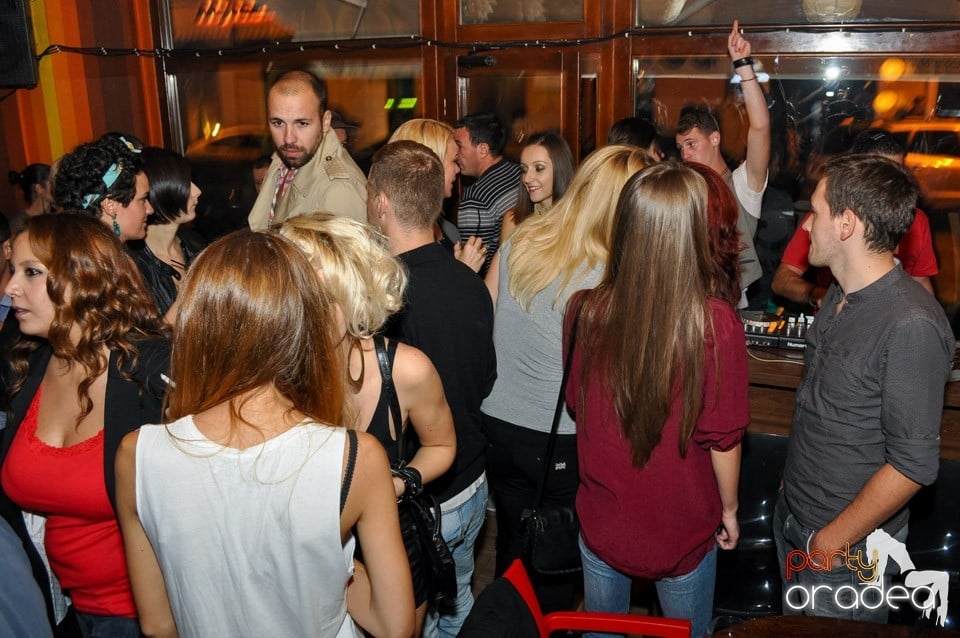 Friday Night @ Juice, Juice