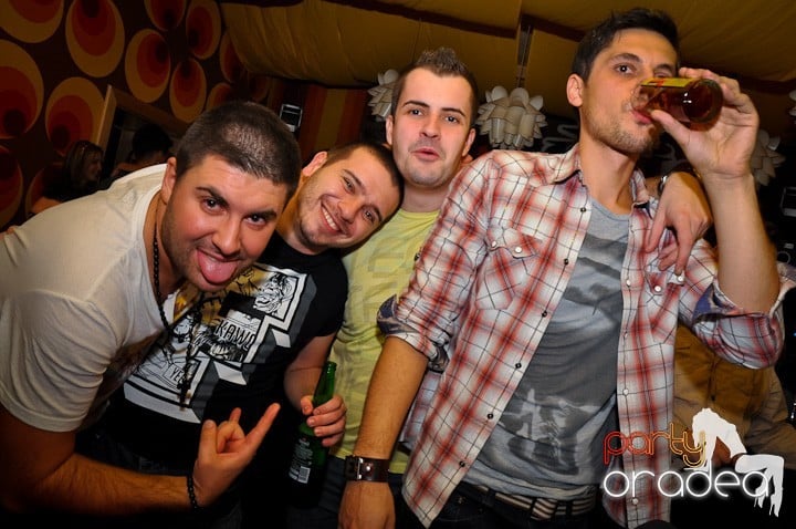 Friday Night @ Juice, Juice