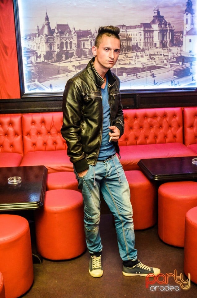 Friday Party, 