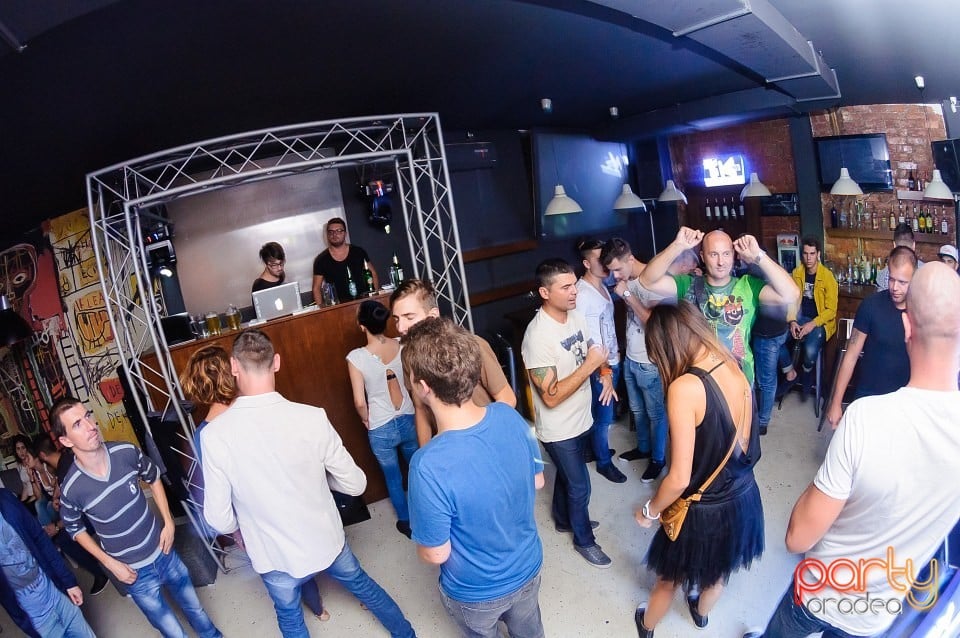 Gabriel M B2B Crimi, Juice