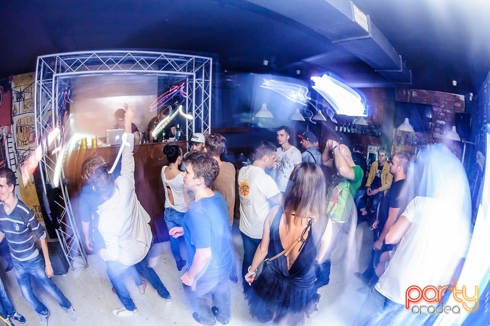 Gabriel M B2B Crimi, Juice