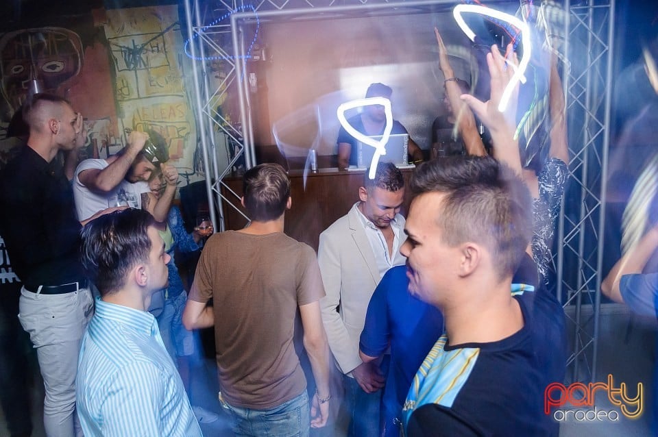 Gabriel M B2B Crimi, Juice