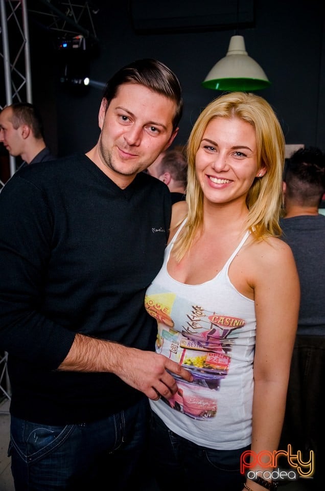 Golddigger Party, Juice