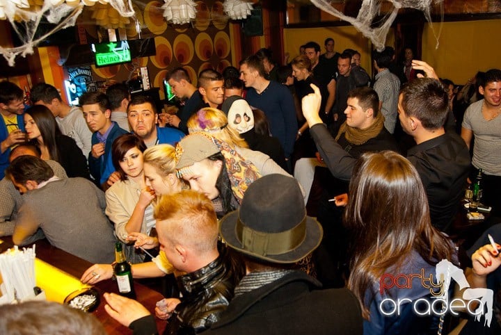 Halloween Party ziua 2 @ Juice, Juice