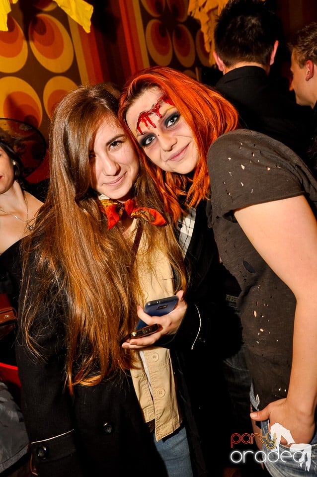 Halloween Special în Juice, Juice