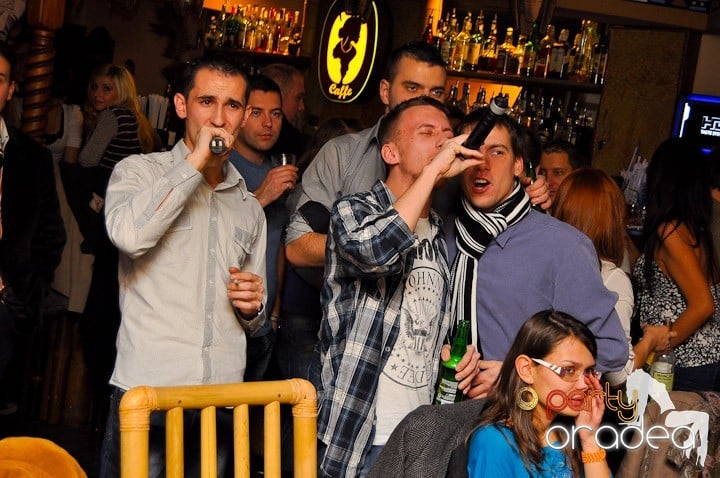 Începe anul cu Karaoke, Zulu Caffe