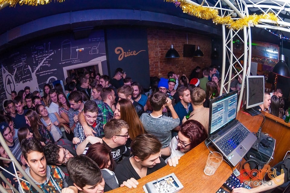 It's party time în Juice, Juice