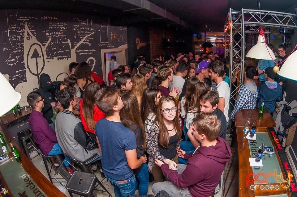 It's party time în Juice, Juice