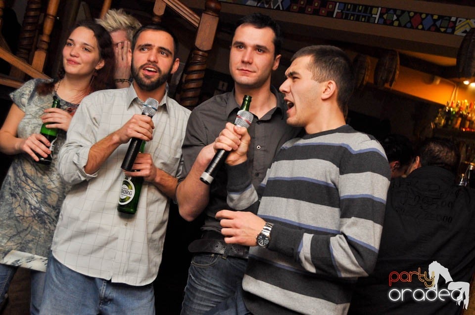 Karaoke în Zulu Caffe, Zulu Caffe