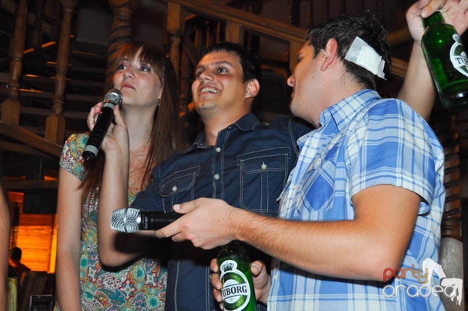 Karaoke Party în Zulu, Zulu Caffe