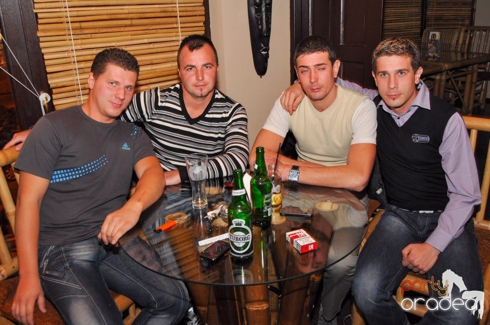 Karaoke Party / Saturday Night Party, Zulu Caffe