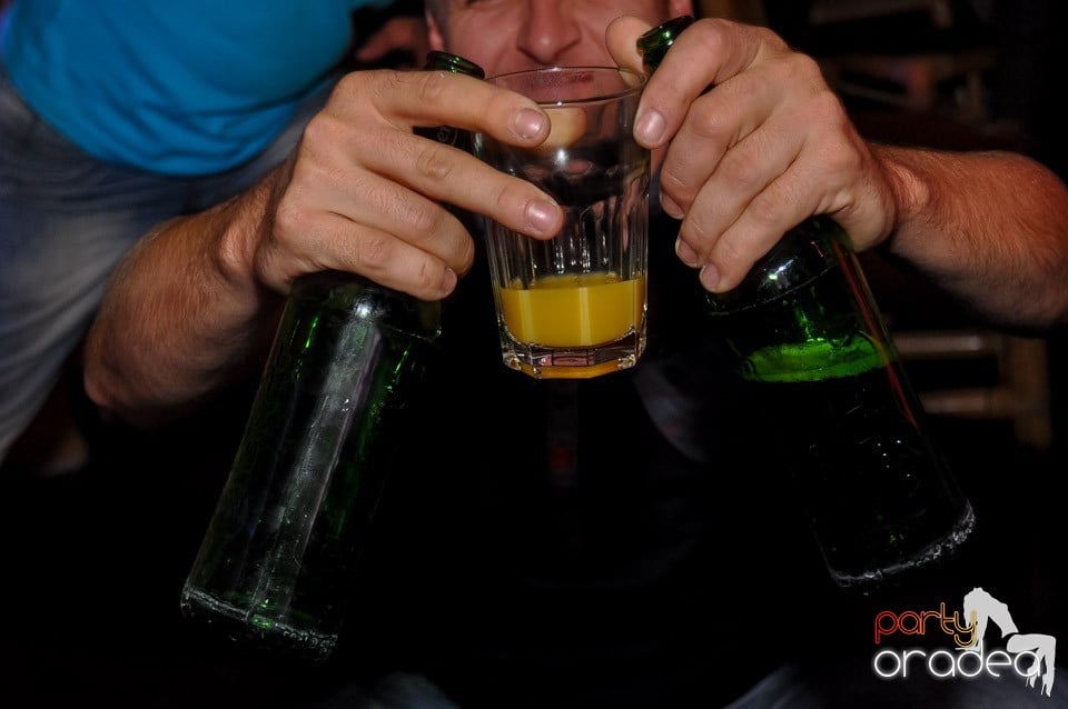 Karaoke Party / Saturday Night Party, Zulu Caffe