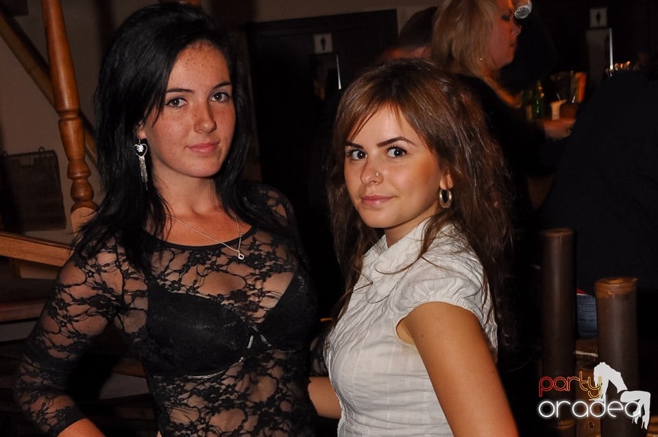 Ladies' Night în Zulu Caffe, Zulu Caffe