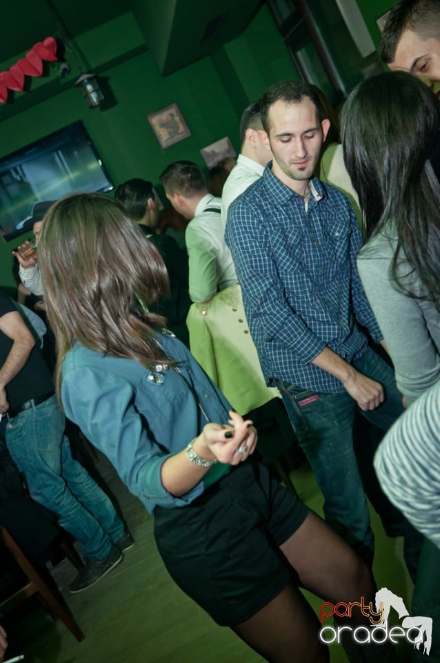Late Prohibion Party, Green Pub