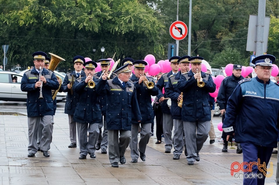 Marşul trupelor roz, Oradea