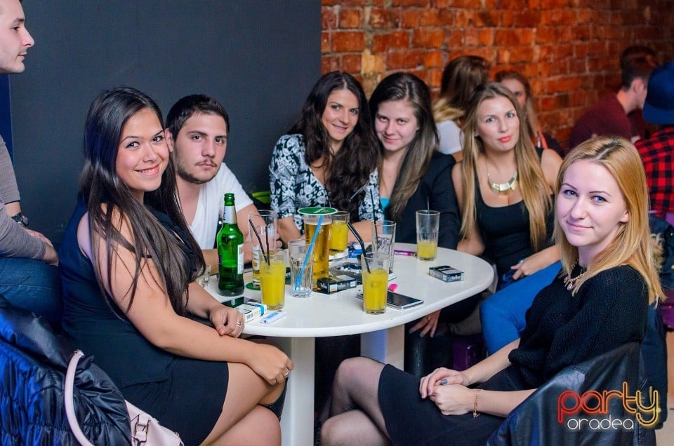 Marţi noaptea la Juice, Juice