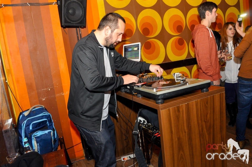 Mash Up Di Place @ Juice, Juice