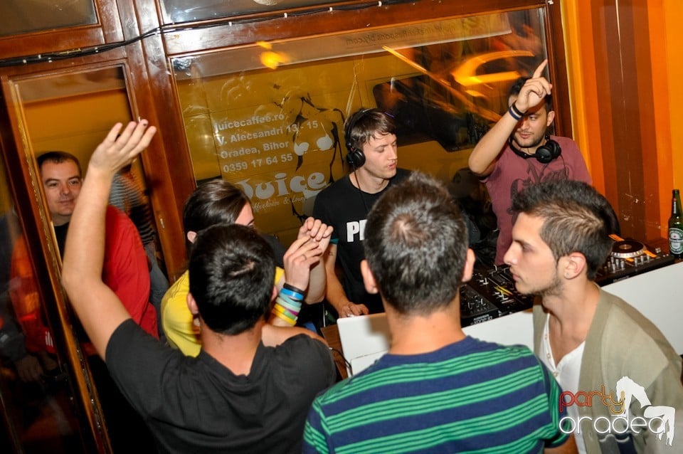 Party în Juice Coffehouse & Lounge Bar, Juice