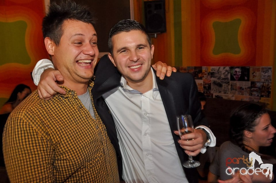 Party în Juice, Juice