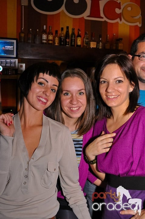 Party în Juice, Juice