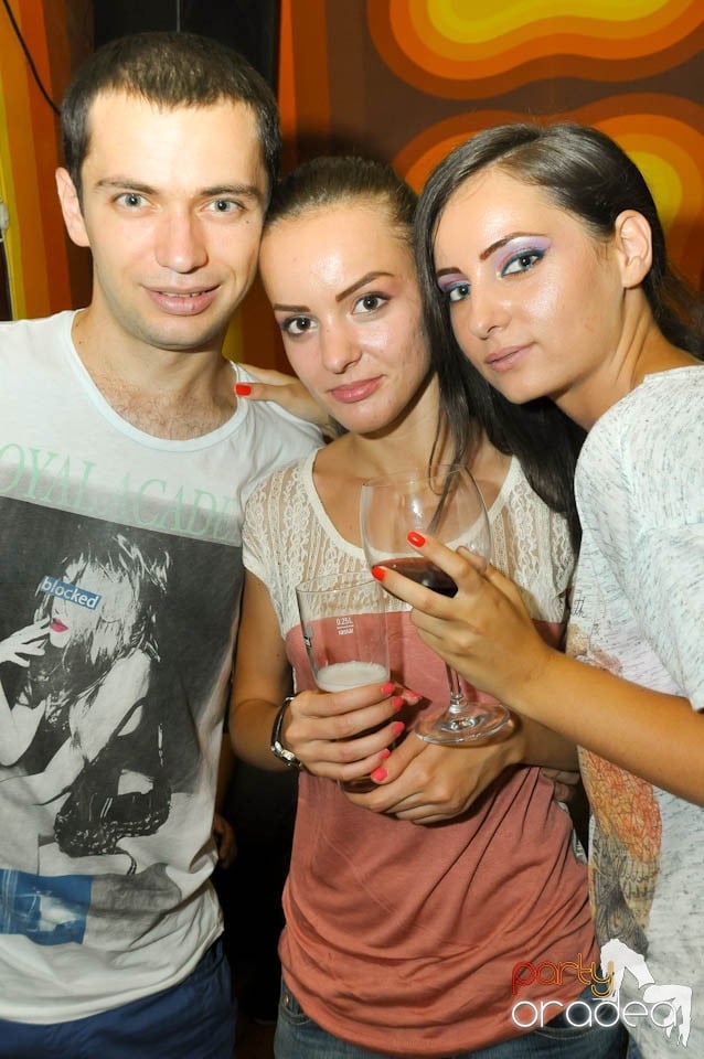 Party în Juice, Juice