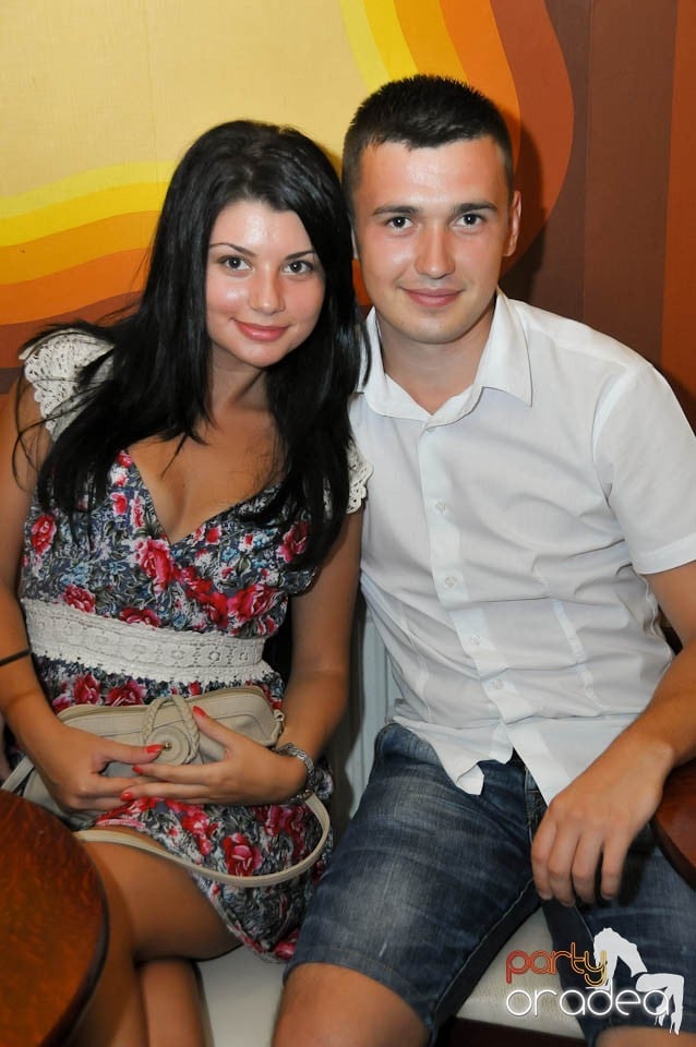 Party în Juice, Juice