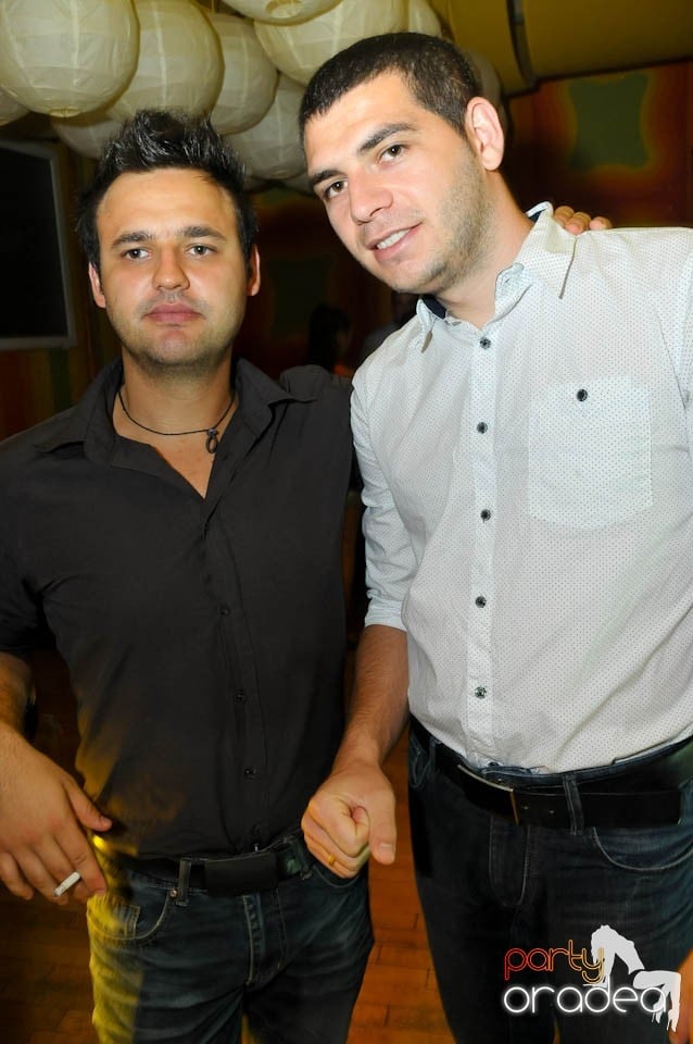 Party în Juice, Juice