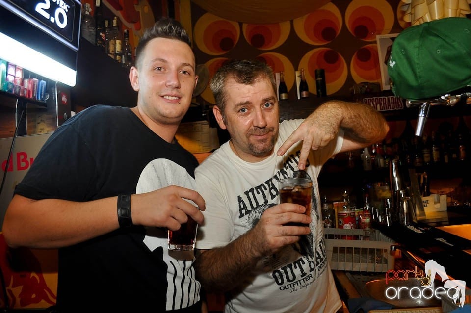 Party în Juice, Juice