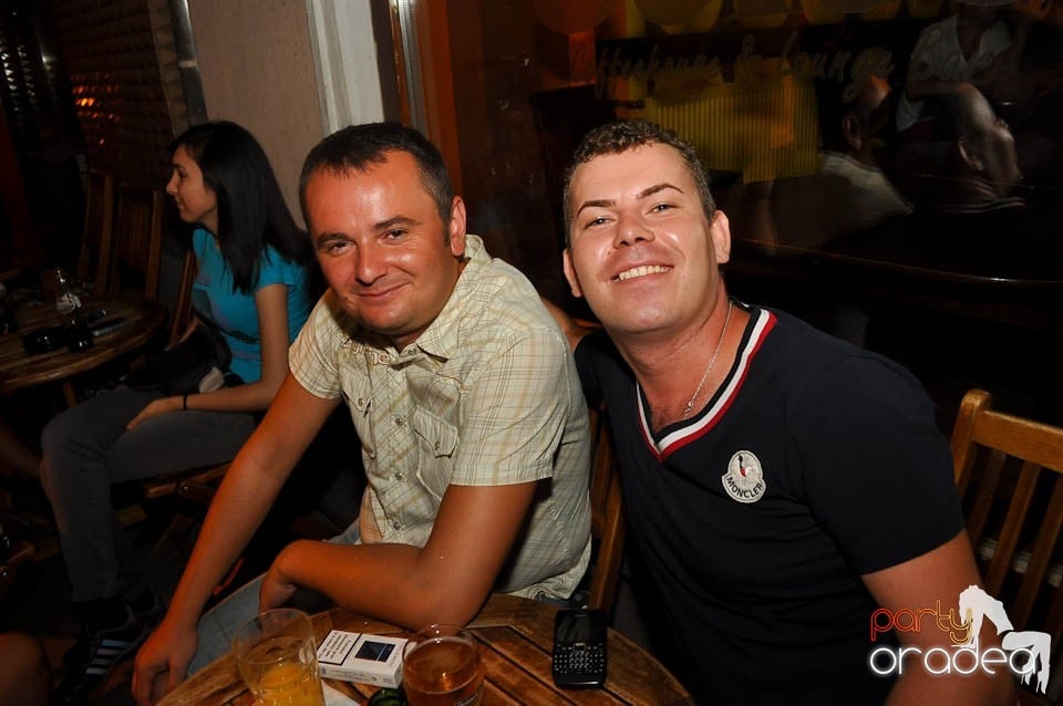 Party în Juice, Juice