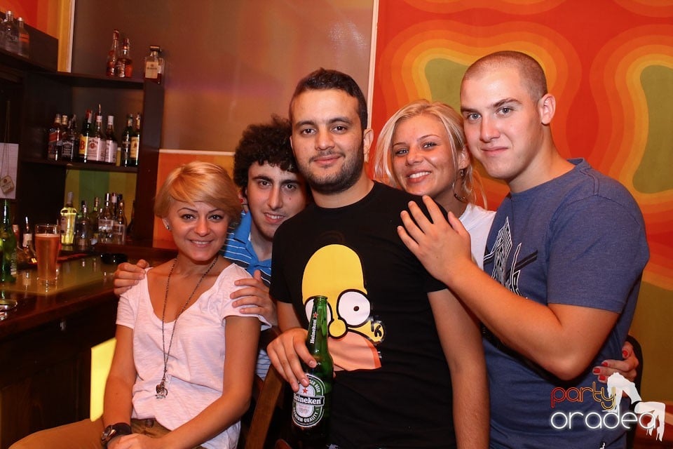 Party în Juice, Juice