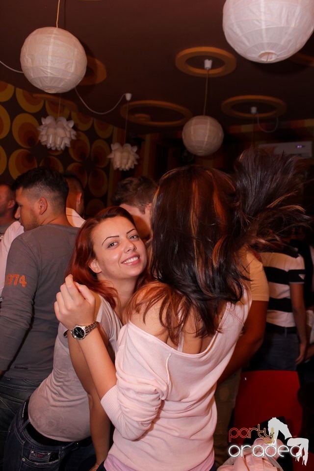 Party în Juice, Juice