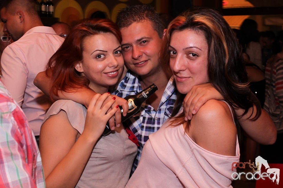 Party în Juice, Juice