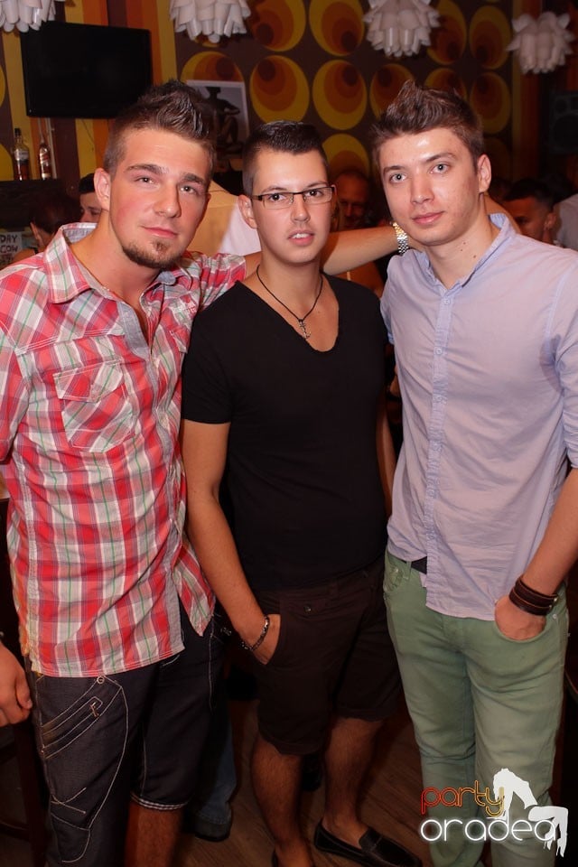 Party în Juice, Juice